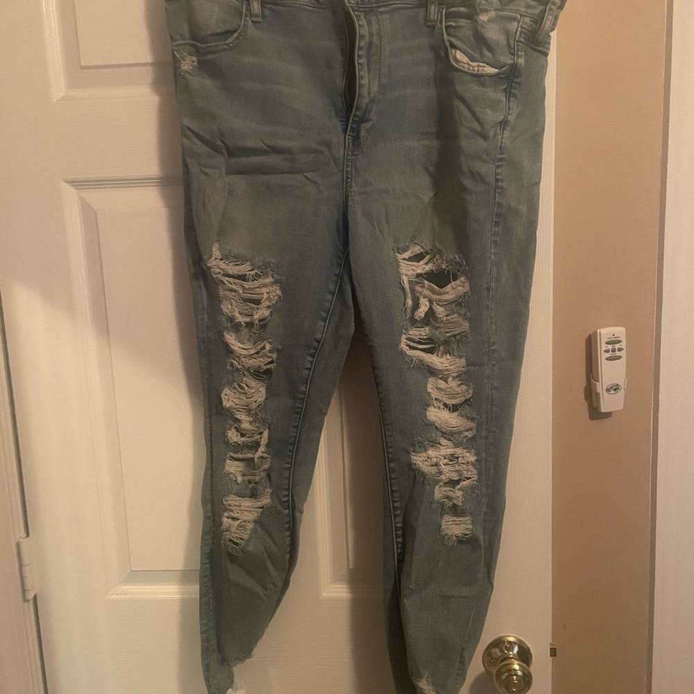 American Eagle Hi Rise Destructed Jeggings